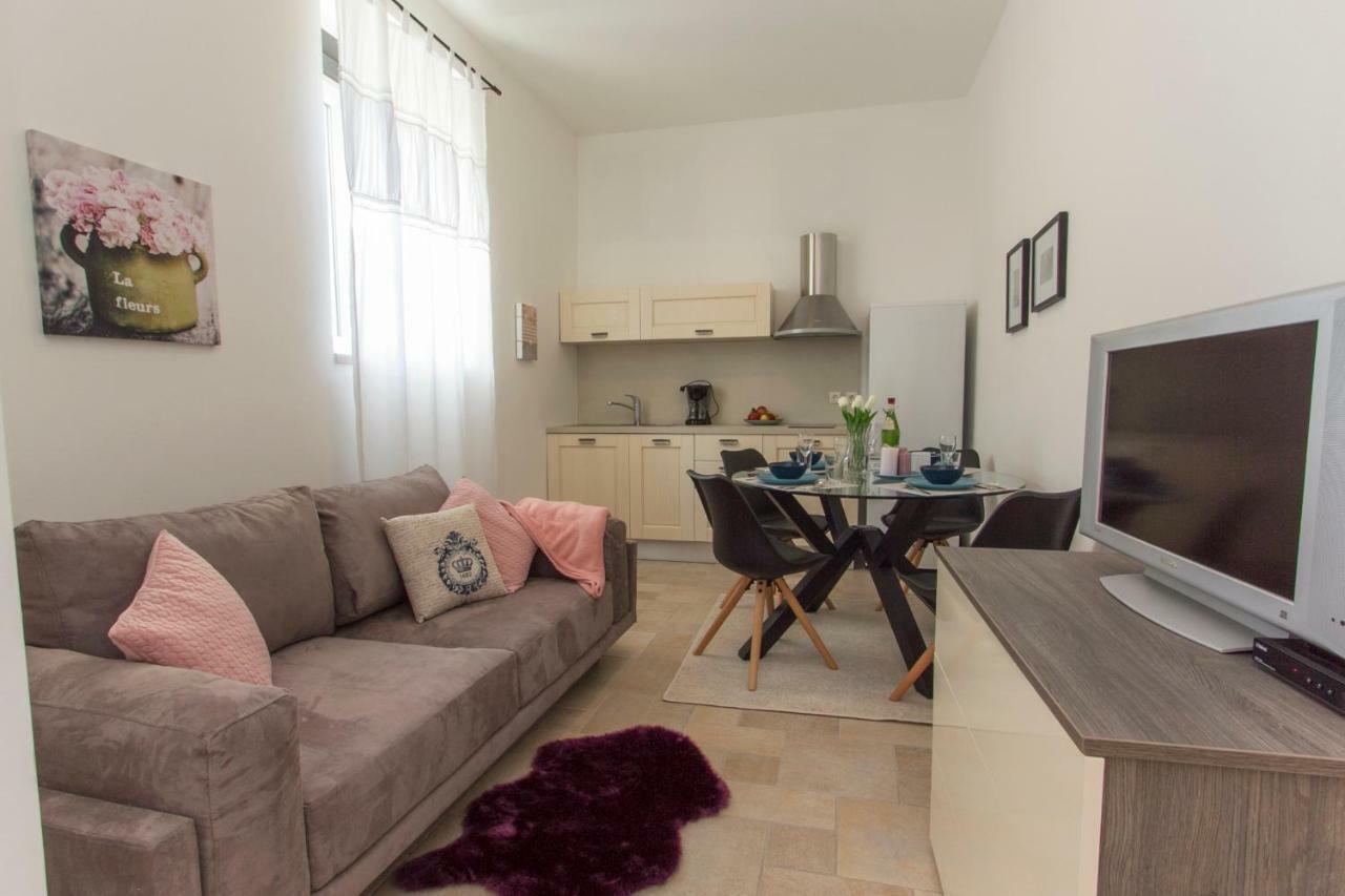 Apartment Ema Zadar Exterior photo